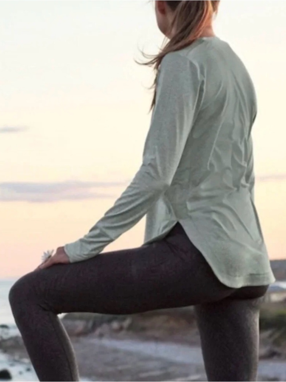 Athleta Uptempo Gray Long Sleeve Performance Top Women’s XS